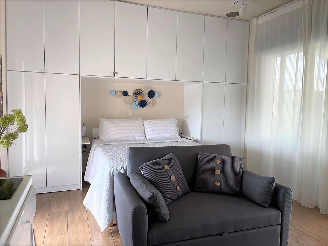 Reeva 55 Apartment เอเธนส์ ภายนอก รูปภาพ